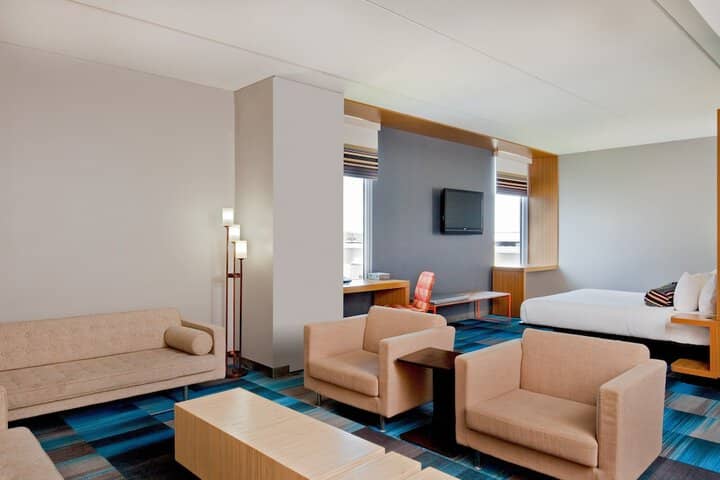 Room 7 of 20
