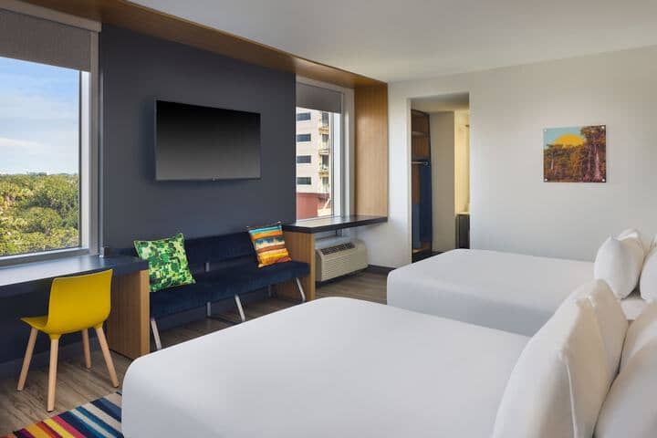 Room 10 of 41