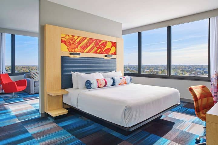 Room 7 of 22