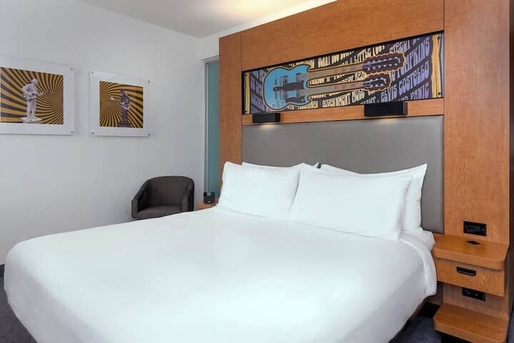 Room 6 of 57