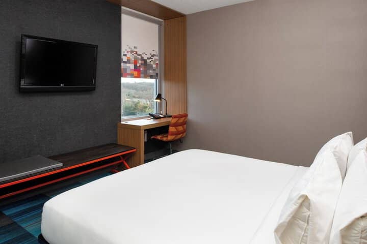 Room 7 of 36