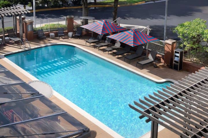 Pool 18 of 41