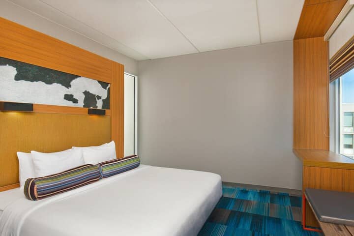 Room 6 of 20