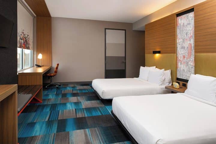 Room 8 of 36