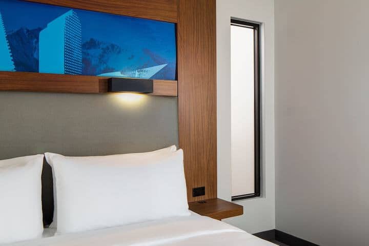 Room 8 of 53