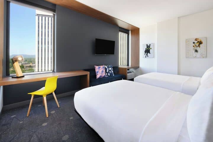 Room 12 of 50