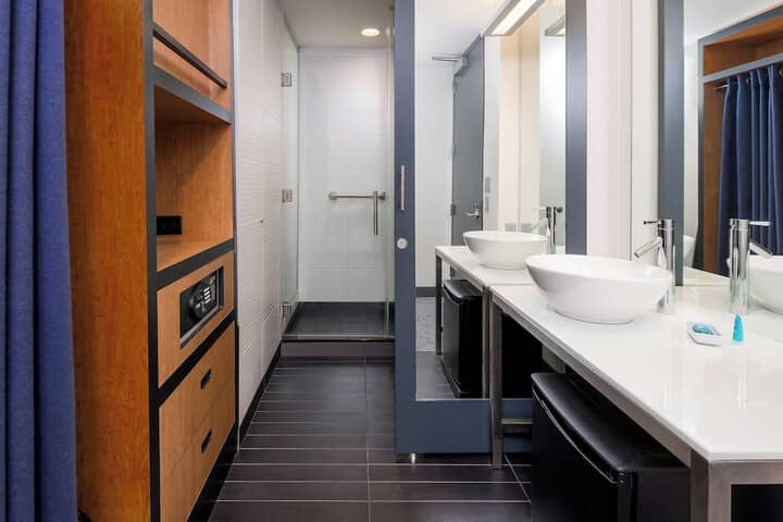 Room 20 of 57