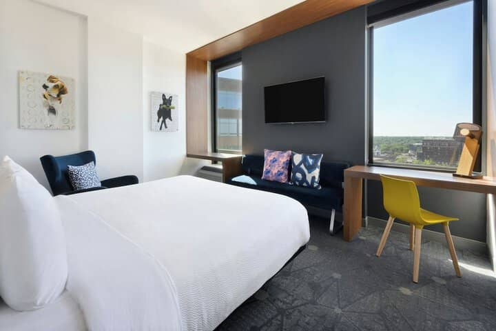 Room 6 of 50