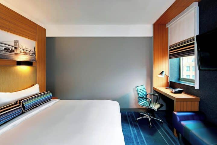 Room 8 of 54